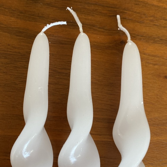 Soy Ombré Twist Candlesticks Set of 3 - Picture 3 of 4